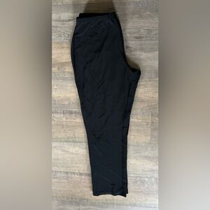 Susan Graver Essentials women’s plus size 1X black straight leg pull on pants